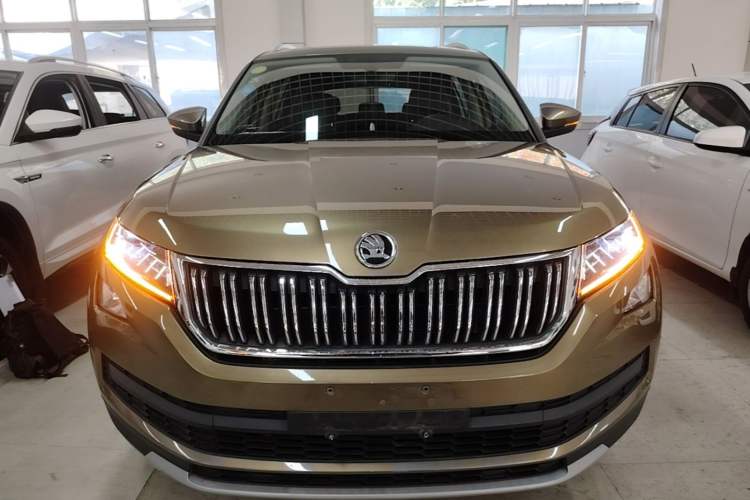 Used Skoda Kodiaq 2017 TSI330 7-Seater Two-Wheel-Drive Luxury Edition Front