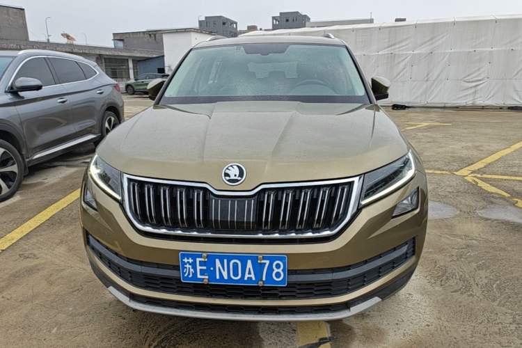 Used Skoda Kodiaq 2017 TSI330 7-Seater Two-Wheel-Drive Luxury Edition Front