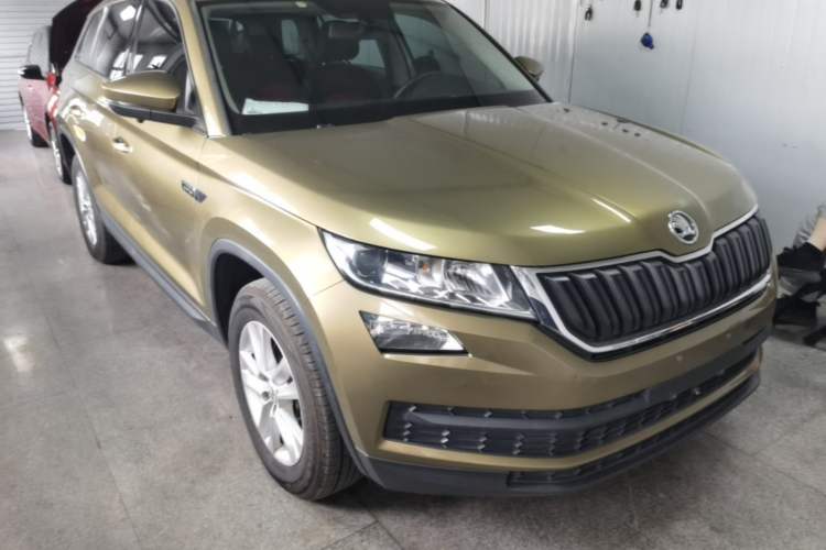 Used Skoda Kodiaq 2017 TSI330 5-Seat Two-Wheel Drive Standard Edition Front Right 45 Deg