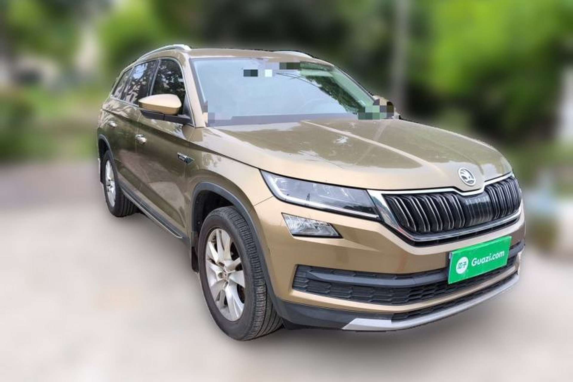 Used Skoda Kodiaq 2017 TSI330 7-Seater Two-Wheel-Drive Luxury Edition Front Right 45 Deg