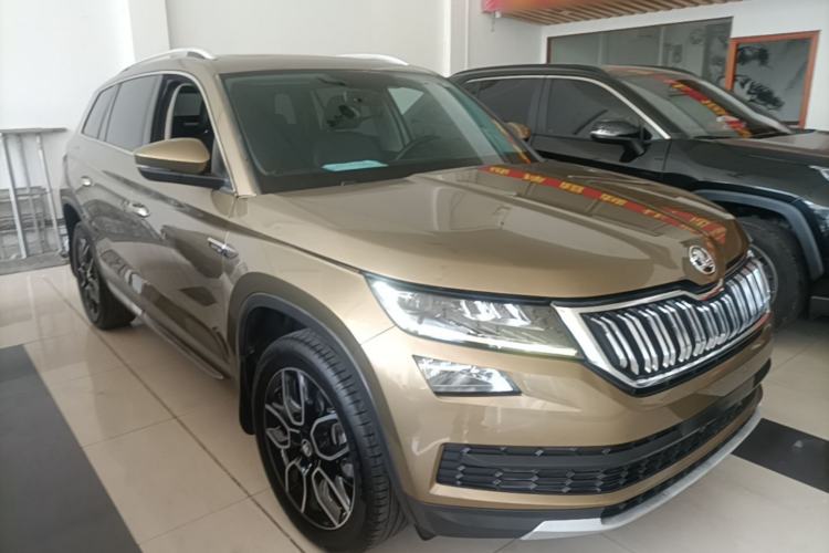 Used Skoda Kodiaq 2017 TSI330 7-Seater Two-Wheel-Drive Luxury Edition Front Right 45 Deg