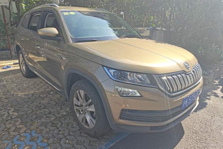 Used Skoda Kodiaq 2017 TSI330 5-Seat Two-Wheel Drive Luxury Edition Front Right 45 Deg
