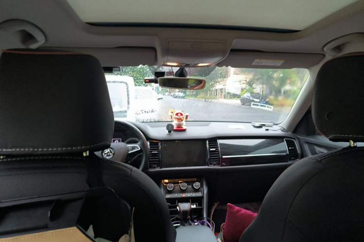 Used Skoda Kodiaq 2017 TSI330 5-Seat Two-Wheel Drive Luxury Edition Headliner