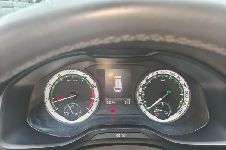 Used Skoda Kodiaq 2017 TSI380 7-Seater Four-Wheel-Drive Flagship Edition Instrument Cluster