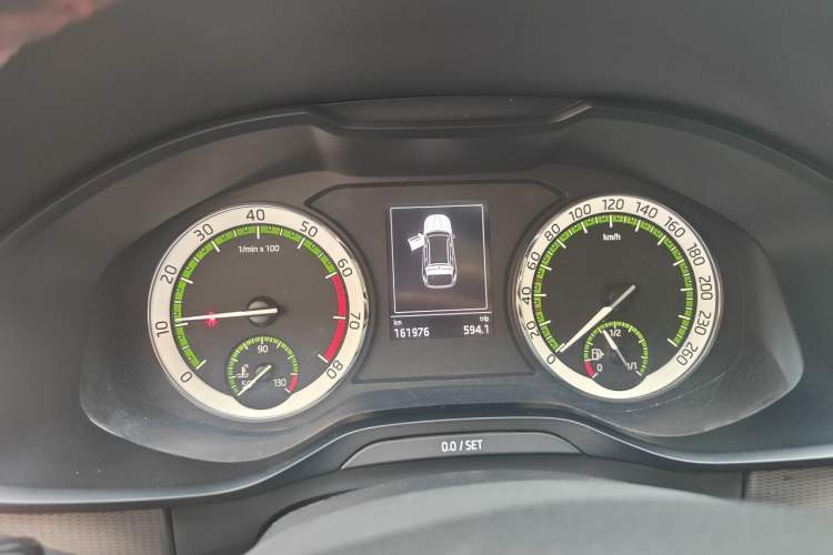 Used Skoda Kodiaq 2017 TSI330 5-Seat Two-Wheel Drive Luxury Edition Instrument Cluster