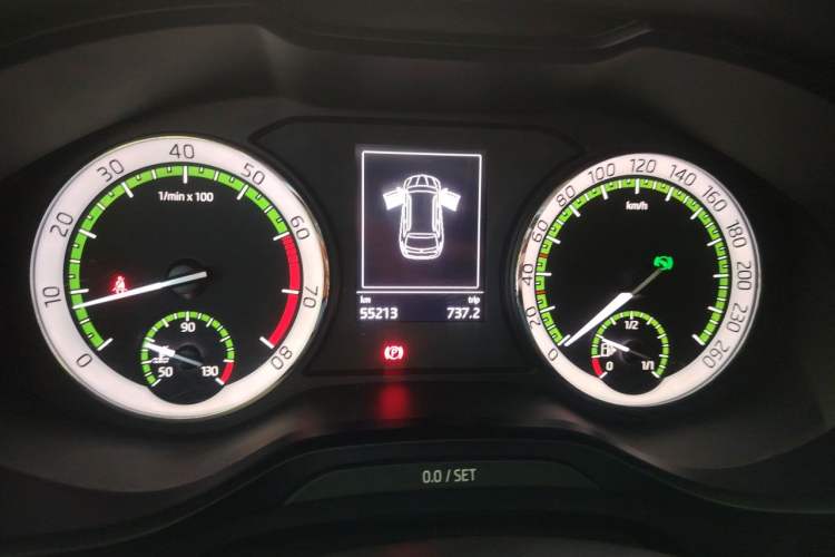 Used Skoda Kodiaq 2017 TSI330 7-Seater Two-Wheel-Drive Luxury Edition Instrument Cluster