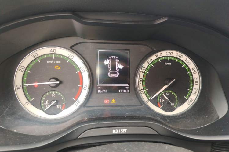 Used Skoda Kodiaq 2017 TSI330 7-Seater Two-Wheel-Drive Luxury Edition Instrument Cluster