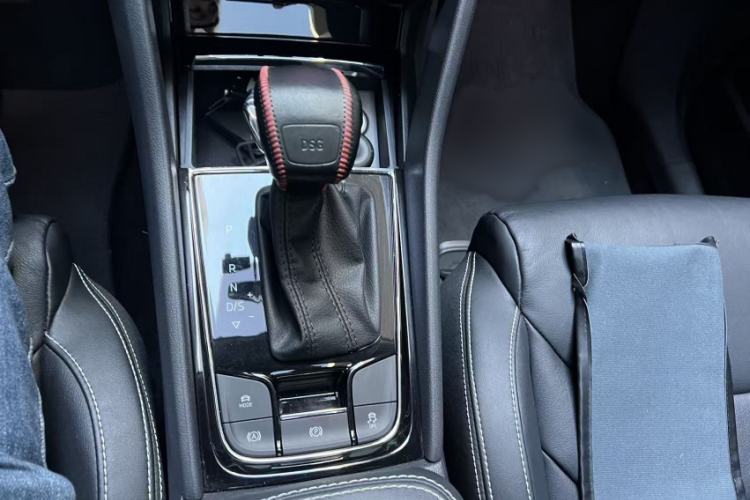 Used Skoda Kodiaq 2017 TSI330 7-Seater Two-Wheel-Drive Luxury Edition Interior 1
