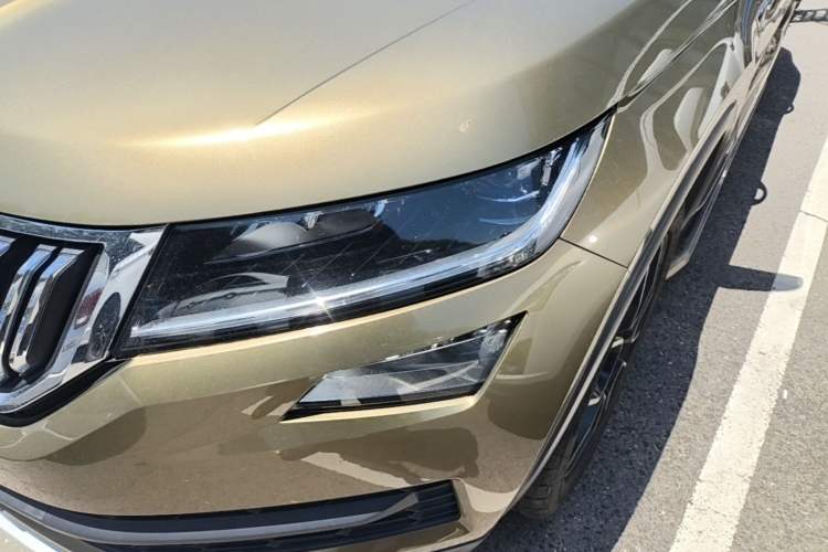 Used Skoda Kodiaq 2017 TSI330 7-Seater Two-Wheel-Drive Luxury Edition Left Front Headlight