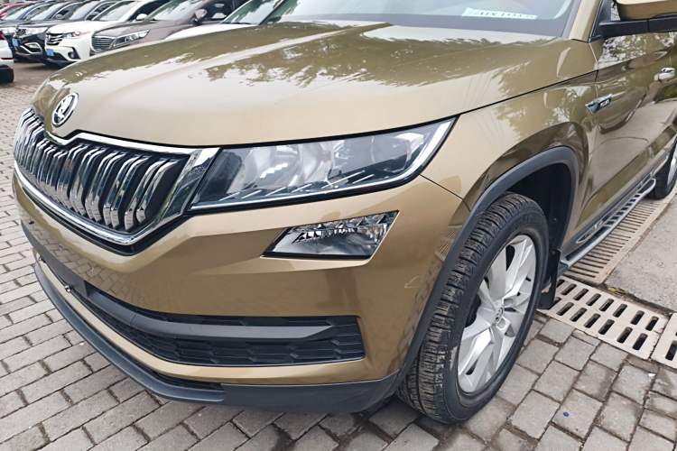 Used Skoda Kodiaq 2017 TSI330 5-seat Two-Wheel Drive Comfort Edition Left Front Headlight