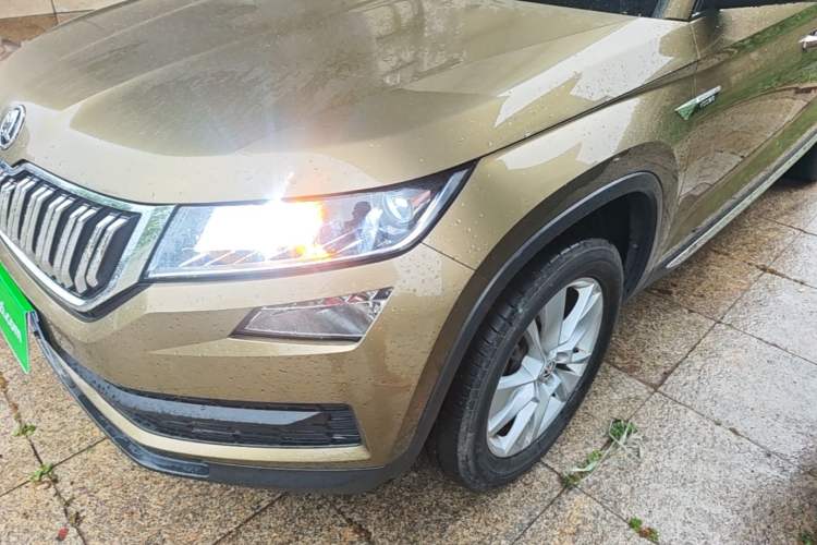 Used Skoda Kodiaq 2017 TSI330 5-seat Two-Wheel Drive Comfort Edition Left Front Headlight