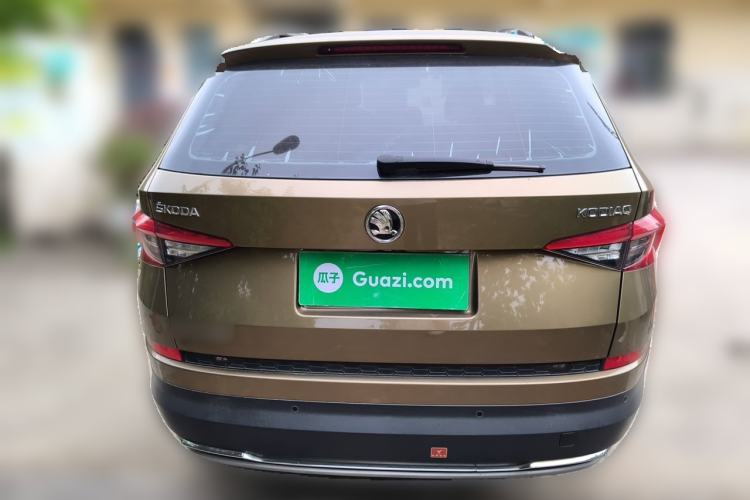 Used Skoda Kodiaq 2017 TSI330 7-Seater Two-Wheel-Drive Luxury Edition Rear