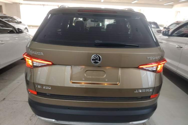 Used Skoda Kodiaq 2017 TSI330 7-Seater Two-Wheel-Drive Luxury Edition Rear