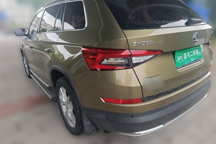 Used Skoda Kodiaq 2017 TSI330 7-Seater Two-Wheel-Drive Luxury Edition Rear Left 45 Deg
