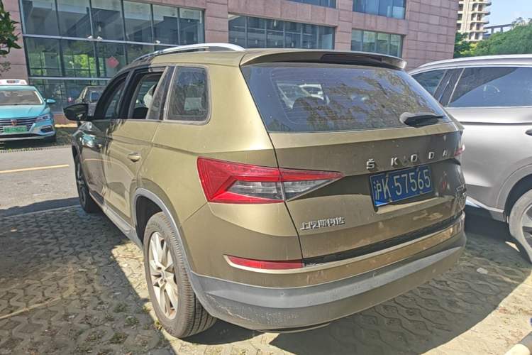 Used Skoda Kodiaq 2017 TSI330 5-Seat Two-Wheel Drive Luxury Edition Rear Left 45 Deg