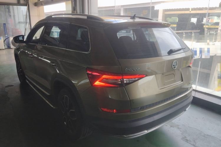 Used Skoda Kodiaq 2017 TSI380 7-Seater Four-Wheel-Drive Flagship Edition Rear Left 45 Deg