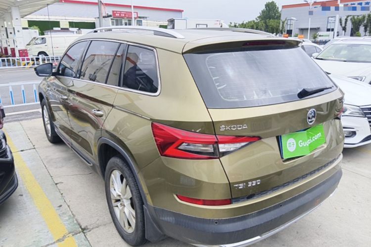 Used Skoda Kodiaq 2017 TSI330 7-Seater Two-Wheel-Drive Luxury Edition Rear Left 45 Deg