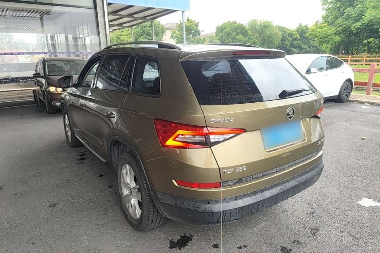 Used Skoda Kodiaq 2017 TSI330 5-Seat Two-Wheel Drive Luxury Edition Rear Left 45 Deg