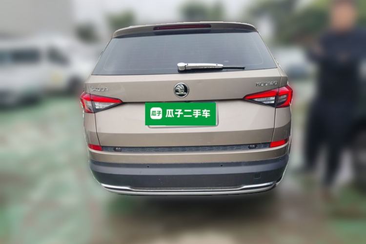 Used Skoda Kodiaq 2017 TSI330 7-Seater Two-Wheel-Drive Luxury Edition Rear