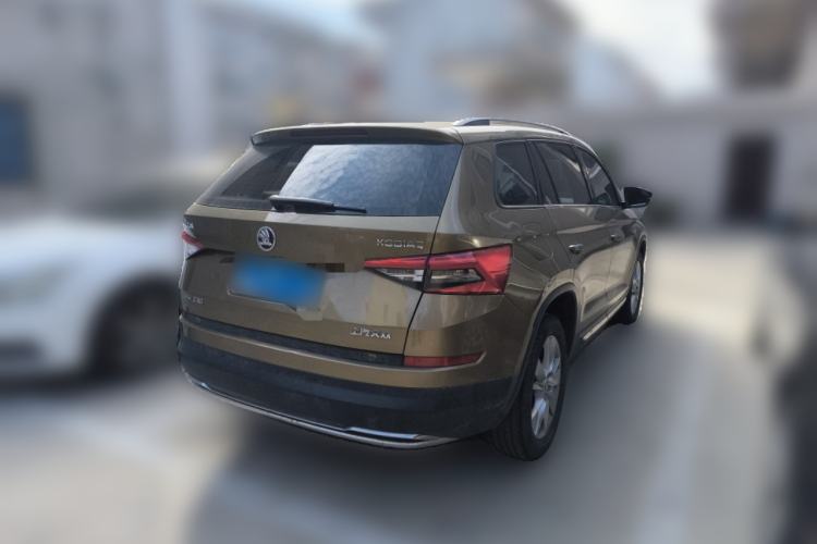 Used Skoda Kodiaq 2017 TSI330 5-seat Two-Wheel Drive Comfort Edition Rear Right 45 Deg