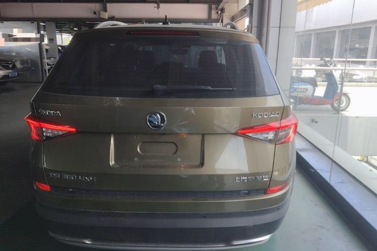Used Skoda Kodiaq 2017 TSI380 7-Seater Four-Wheel-Drive Flagship Edition Rear