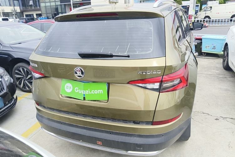 Used Skoda Kodiaq 2017 TSI330 7-Seater Two-Wheel-Drive Luxury Edition Rear