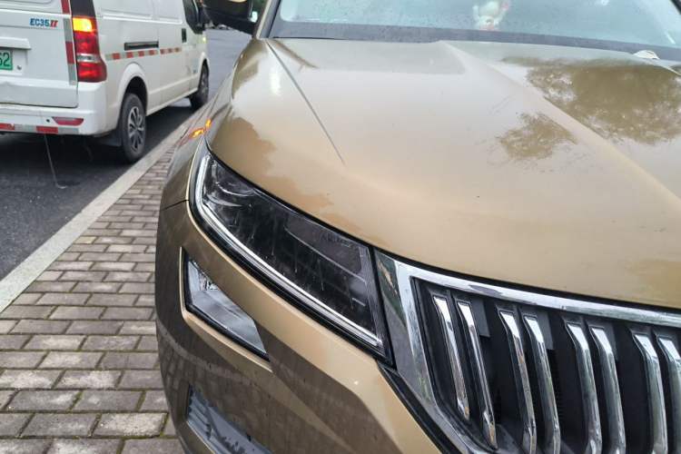 Used Skoda Kodiaq 2017 TSI330 5-Seat Two-Wheel Drive Luxury Edition Right Front Headlight