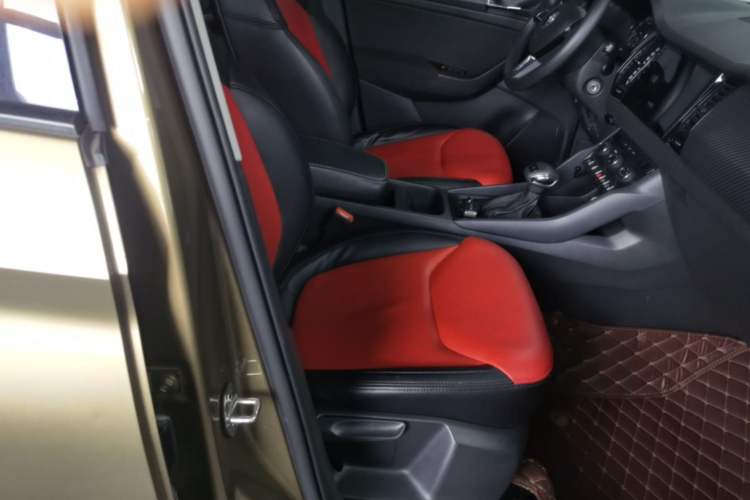 Used Skoda Kodiaq 2017 TSI330 5-Seat Two-Wheel Drive Standard Edition Right Front Seat