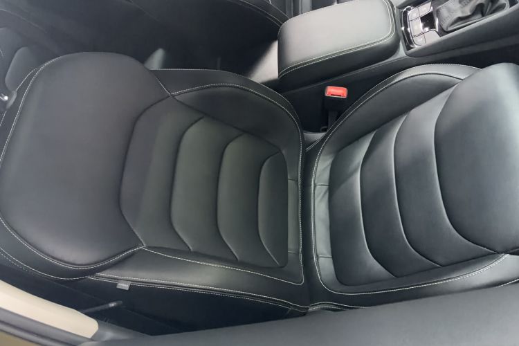 Used Skoda Kodiaq 2017 TSI330 7-Seater Two-Wheel-Drive Luxury Edition Right Front Seat