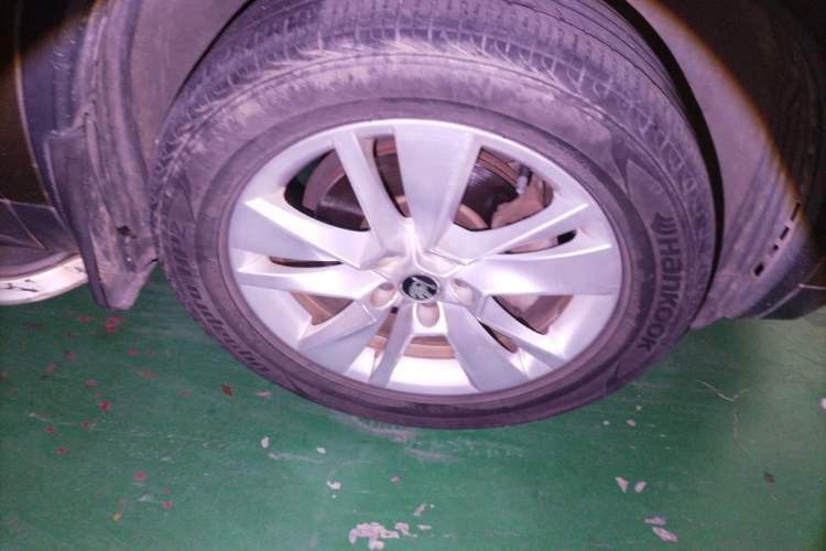 Used Skoda Kodiaq 2017 TSI330 5-seat Two-Wheel Drive Comfort Edition Right Front Wheel Hub