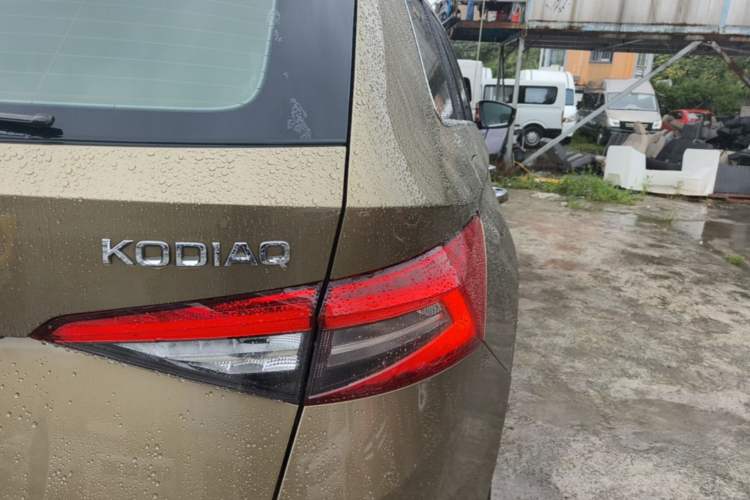 Used Skoda Kodiaq 2017 TSI380 7-Seater Four-Wheel-Drive Flagship Edition Right Rear Taillight
