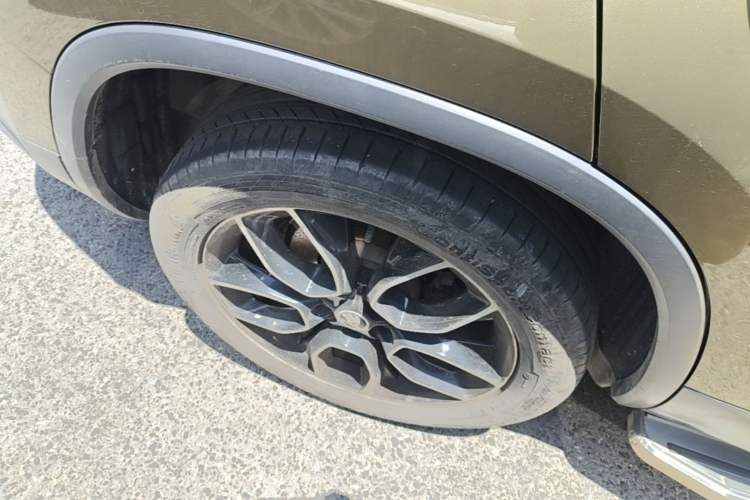 Used Skoda Kodiaq 2017 TSI330 7-Seater Two-Wheel-Drive Luxury Edition Right Rear Wheel Hub