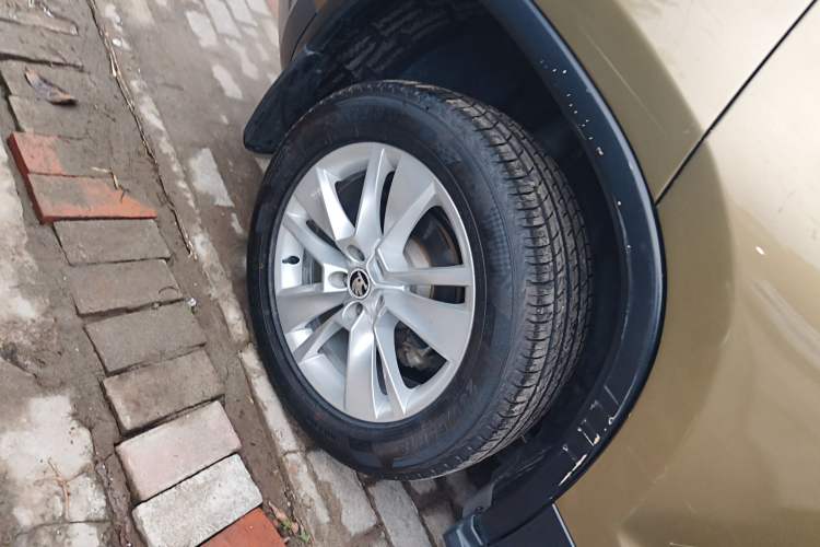 Used Skoda Kodiaq 2017 TSI330 5-seat Two-Wheel Drive Comfort Edition Right Rear Wheel Hub