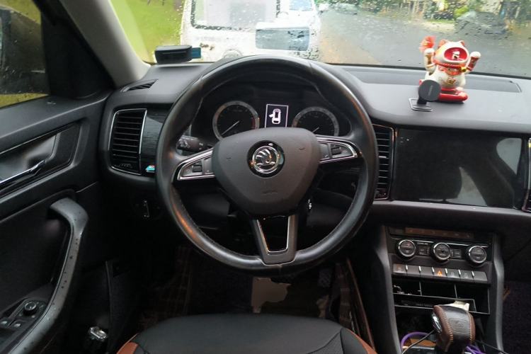 Used Skoda Kodiaq 2017 TSI330 5-Seat Two-Wheel Drive Luxury Edition Steering Wheel