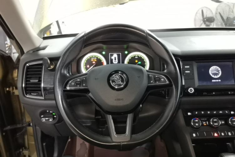 Used Skoda Kodiaq 2017 TSI330 7-Seater Two-Wheel-Drive Luxury Edition Steering Wheel