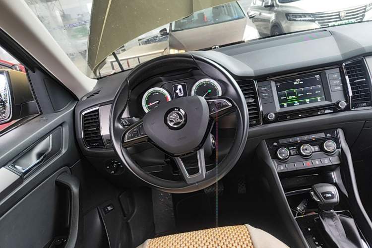 Used Skoda Kodiaq 2017 TSI330 5-Seat Two-Wheel Drive Luxury Edition Steering Wheel