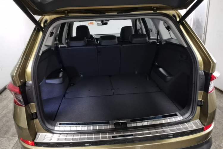 Used Skoda Kodiaq 2017 TSI330 7-Seater Two-Wheel-Drive Luxury Edition Trunk