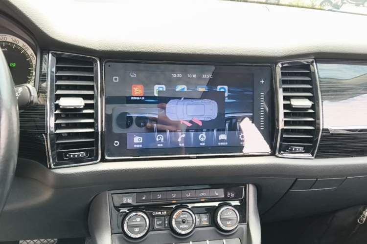 Used Skoda Kodiaq 2018 TSI330 5-Seater Two-Wheel-Drive Luxury Enjoyment Edition Audio And AC Panel