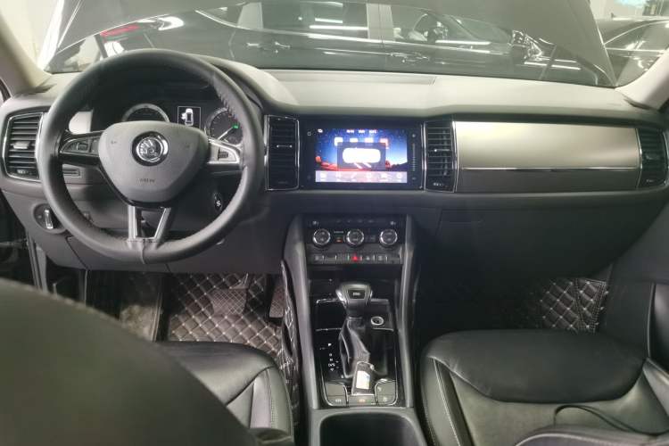 Used Skoda Kodiaq 2018 TSI330 5-Seater Two-Wheel-Drive Luxury Edition Center Console