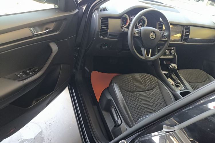 Used Skoda Kodiaq 2018 TSI330 5-Seater Two-Wheel Drive Comfort Edition Driver Seat