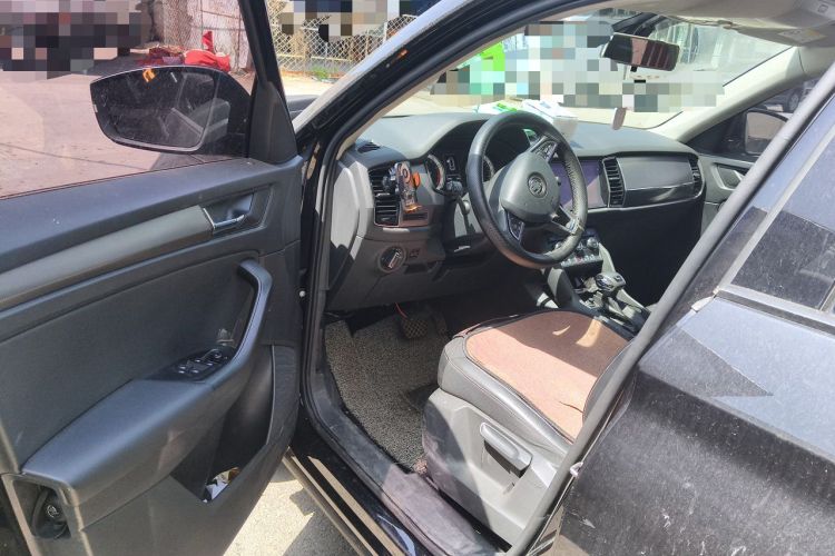 Used Skoda Kodiaq 2018 Facelifted TSI330 5-Seater Two-Wheel-Drive Comfort Edition Driver Seat