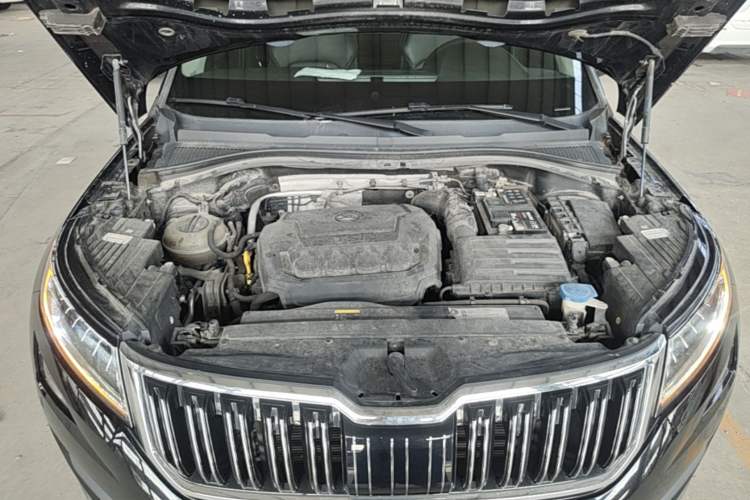 Used Skoda Kodiaq 2018 Restyled TSI330 7-Seater Two-Wheel Drive Luxury Tech Edition Engine Bay