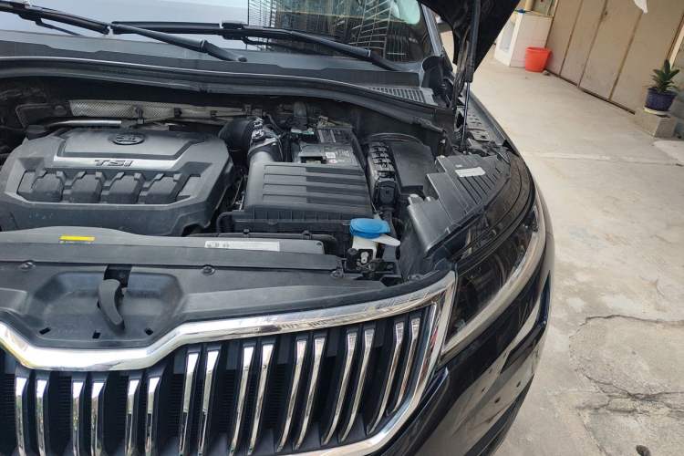 Used Skoda Kodiaq 2018 Facelifted TSI330 5-Seater Two-Wheel-Drive Luxury Enjoyment Edition Engine Bay Left