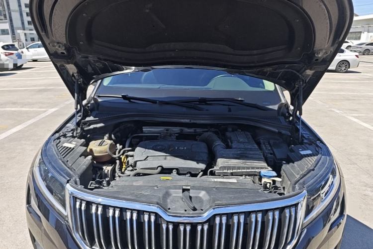 Used Skoda Kodiaq 2018 TSI330 7-Seater Two-Wheel-Drive Luxury Enjoyment Edition Engine Bay