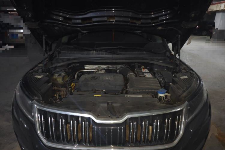 Used Skoda Kodiaq 2018 TSI380 7-Seater Four-Wheel-Drive Flagship Edition Engine Bay