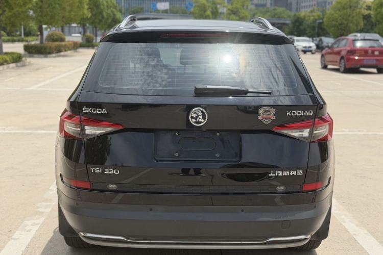 Used Skoda Kodiaq 2018 TSI330 5-Seater Two-Wheel-Drive Luxury Enjoyment Edition Exterior 3