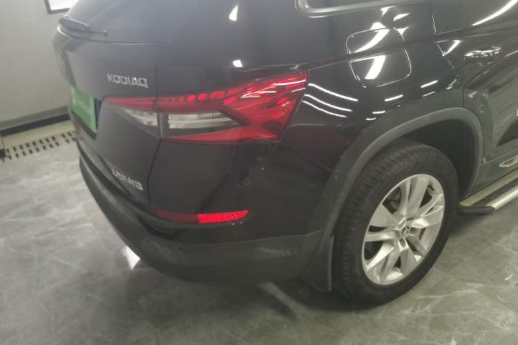 Used Skoda Kodiaq 2018 TSI330 5-Seater Two-Wheel-Drive Luxury Edition Exterior 3