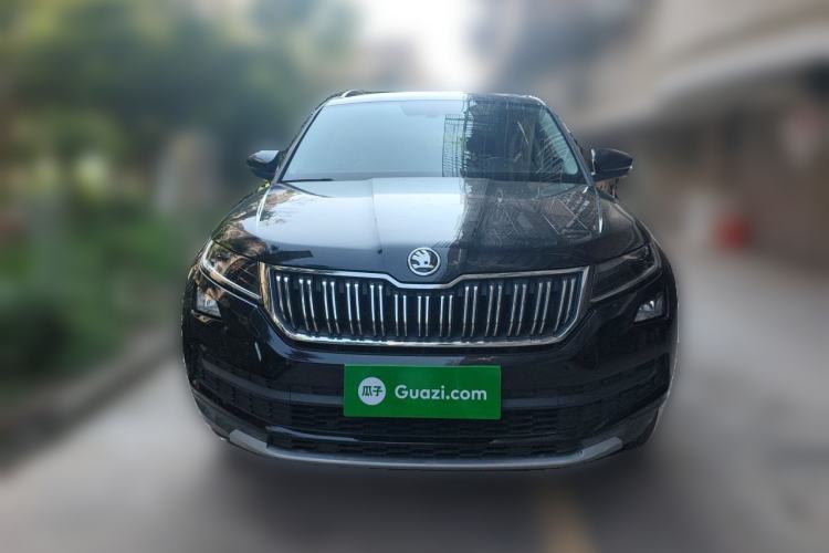 Used Skoda Kodiaq 2018 Facelifted TSI330 5-Seater Two-Wheel-Drive Luxury Enjoyment Edition Front