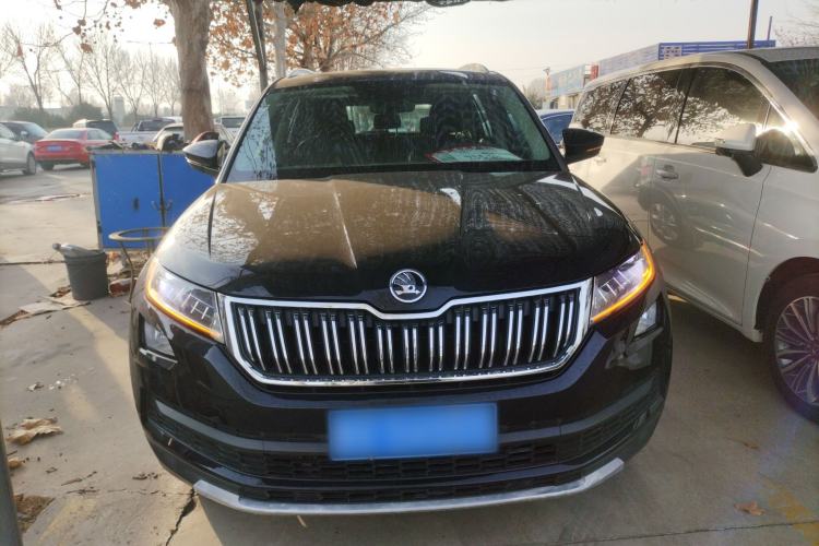 Used Skoda Kodiaq 2018 Facelifted TSI330 5-Seater Two-Wheel-Drive Luxury Enjoyment Edition Front