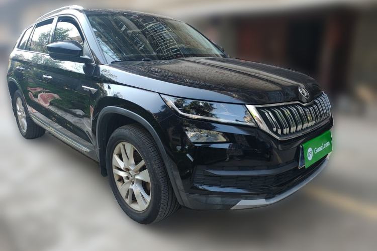 Used Skoda Kodiaq 2018 Facelifted TSI330 5-Seater Two-Wheel-Drive Luxury Enjoyment Edition Front Right 45 Deg